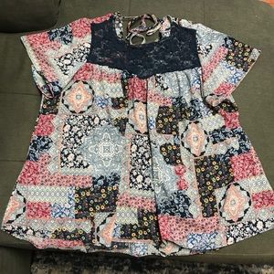 Short Sleeve, Patchwork Style, Lace Front